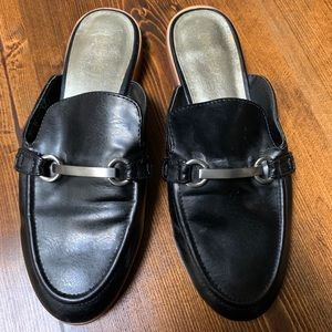 Nine West Black Vegan Leather Loafers/Mules/Slides